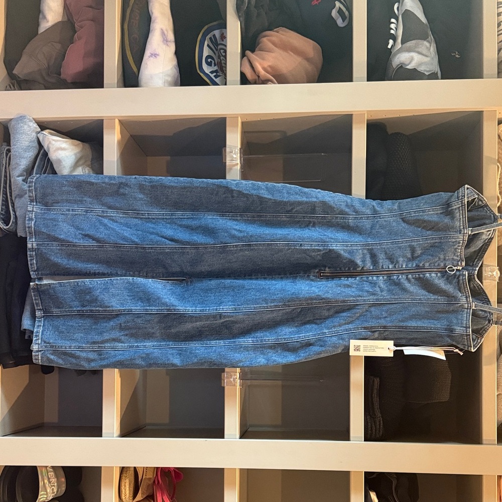 Denim Forum Blue Midi Dress - Picture 3 of 3